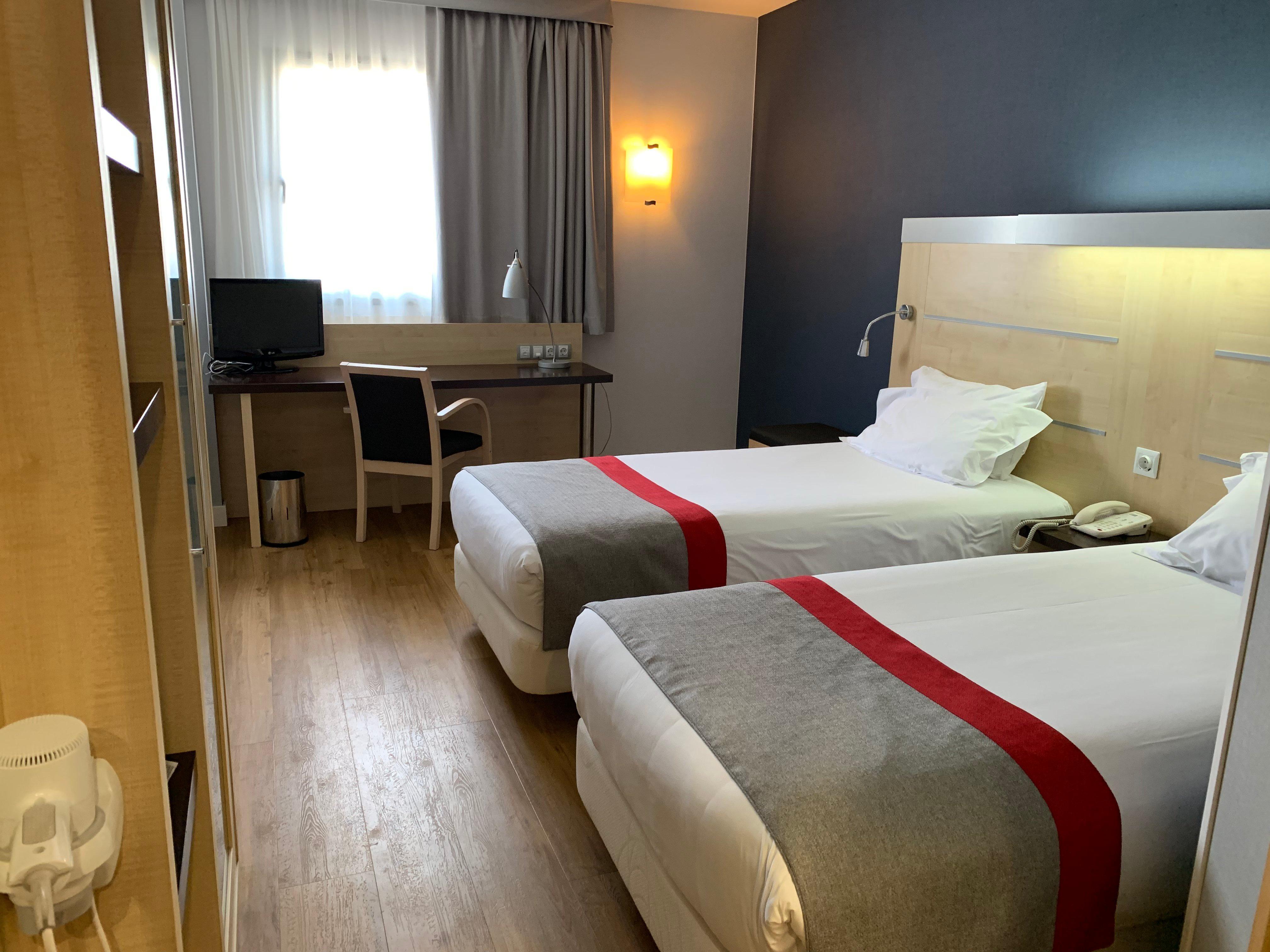 Holiday Inn Express Vitoria By Ihg Dış mekan fotoğraf