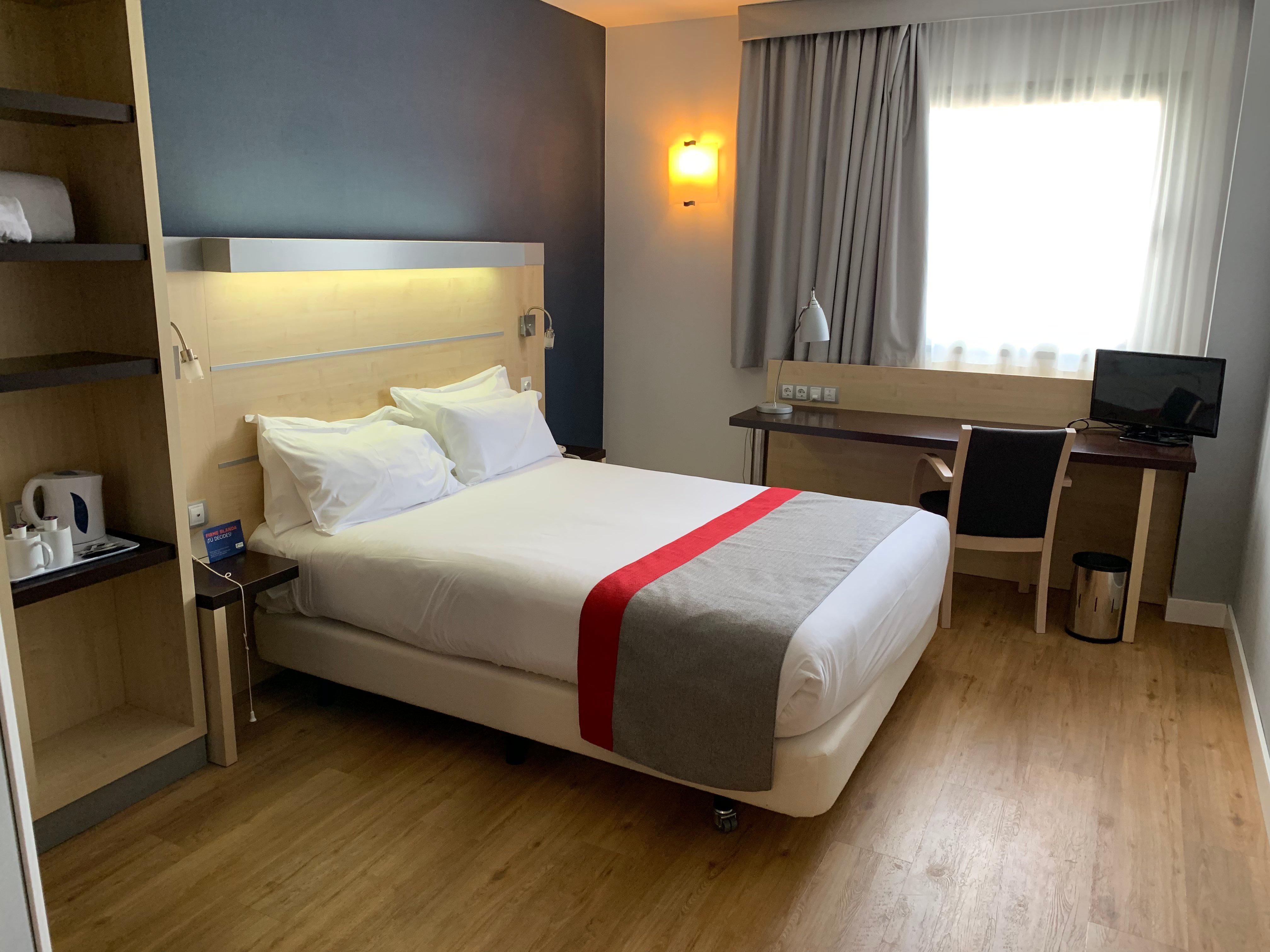 Holiday Inn Express Vitoria By Ihg Dış mekan fotoğraf