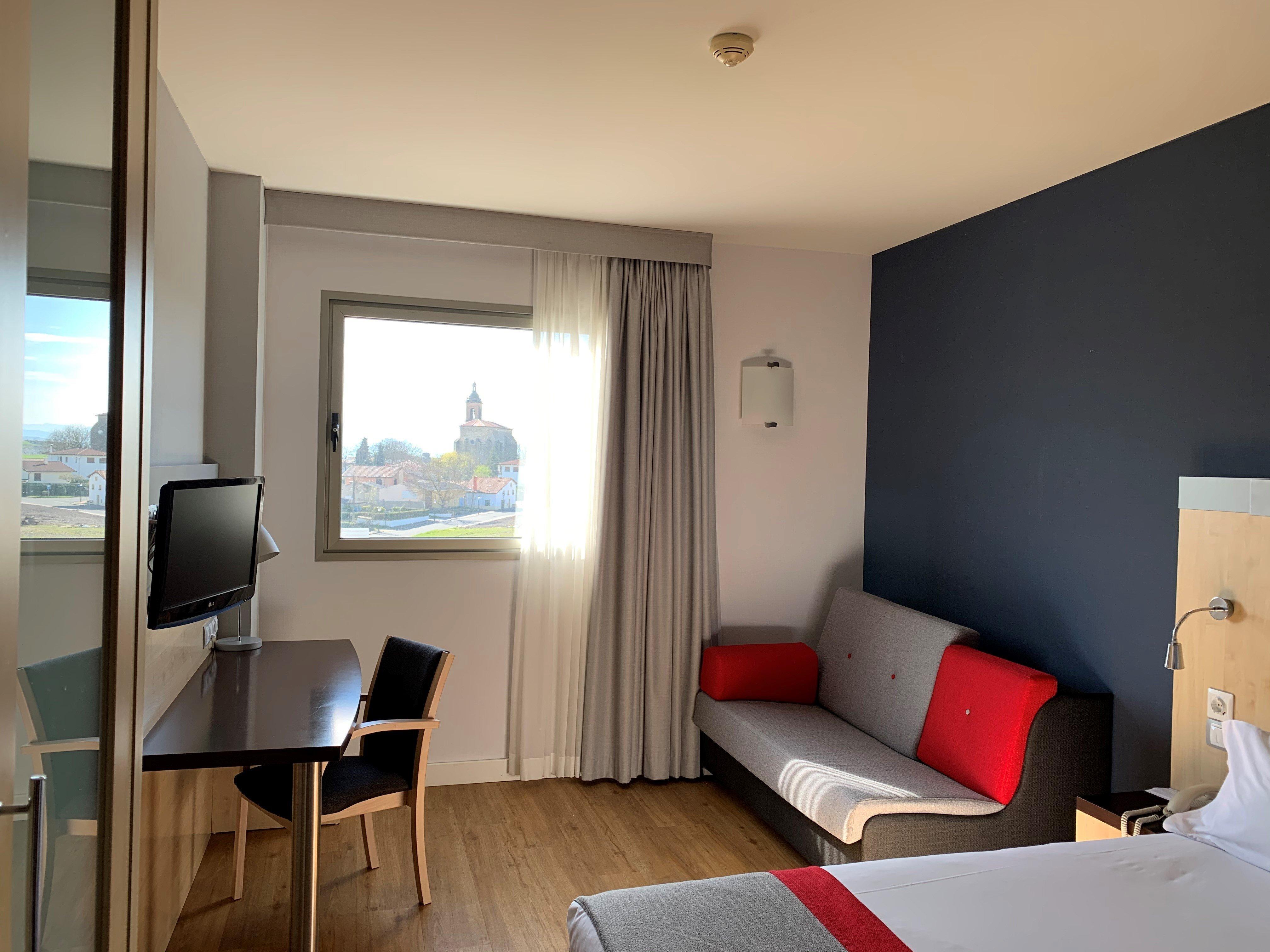 Holiday Inn Express Vitoria By Ihg Dış mekan fotoğraf