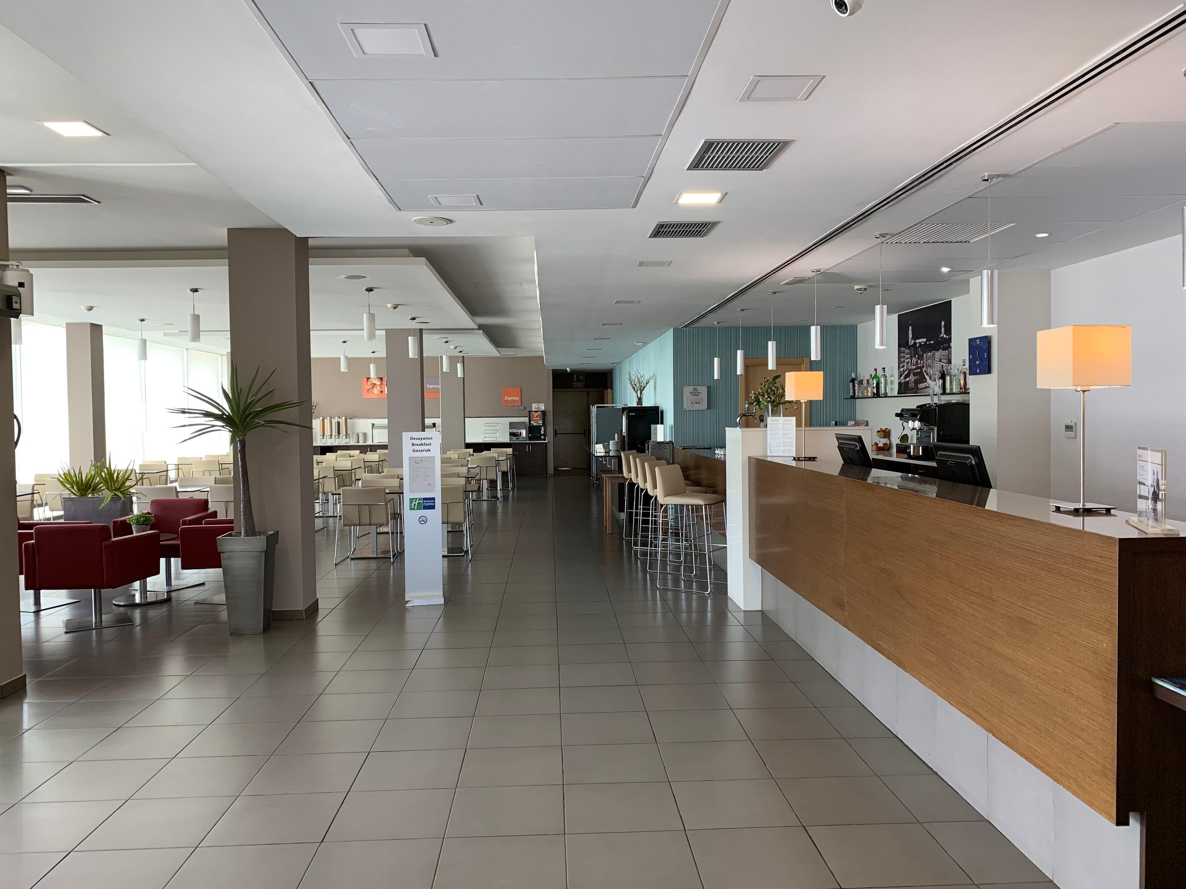 Holiday Inn Express Vitoria By Ihg Dış mekan fotoğraf