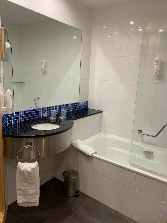 Holiday Inn Express Vitoria By Ihg Dış mekan fotoğraf