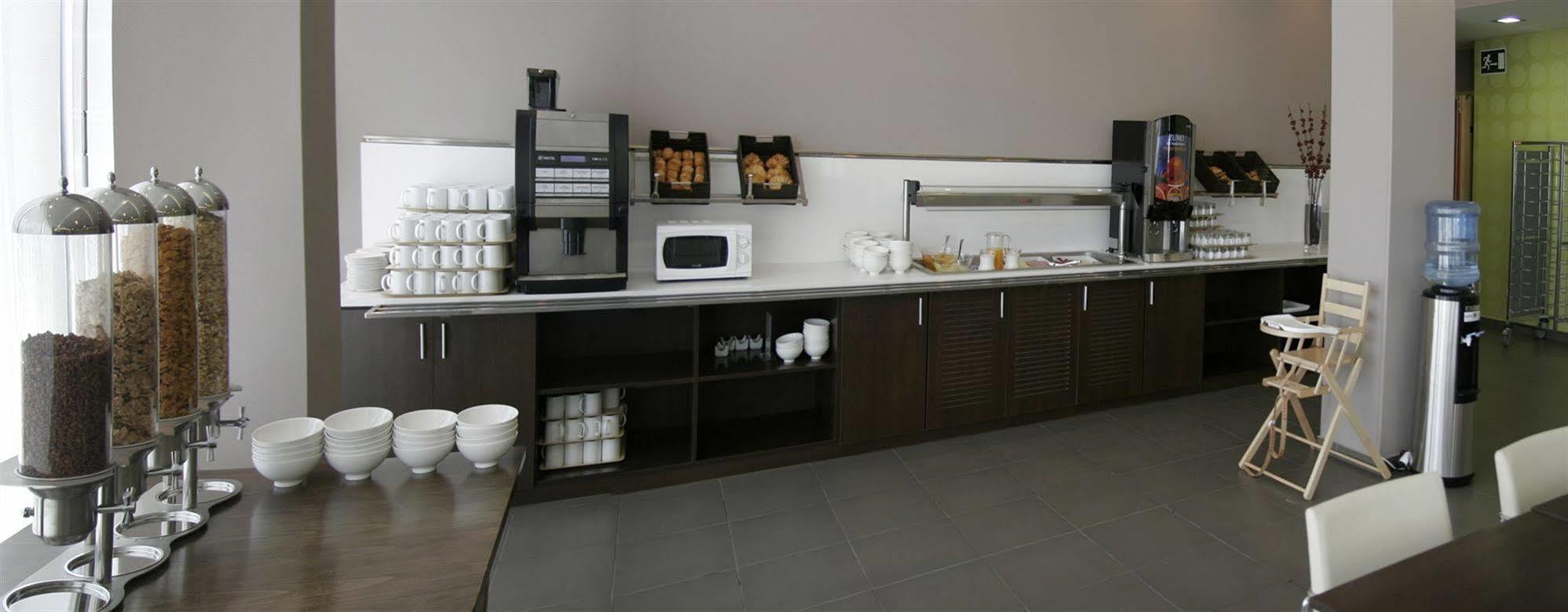 Holiday Inn Express Vitoria By Ihg Dış mekan fotoğraf